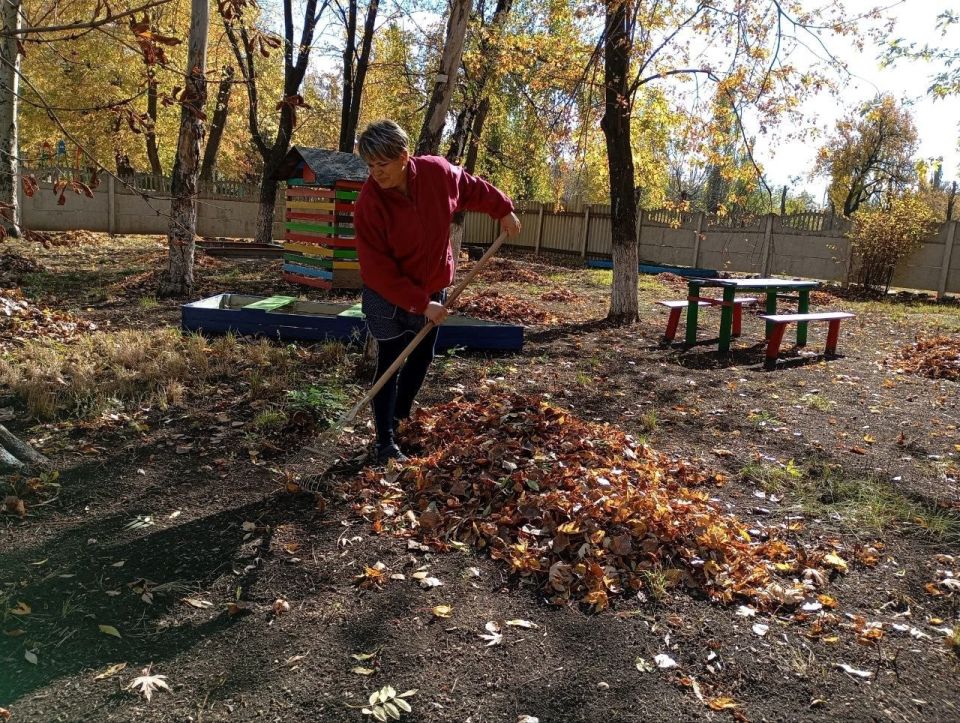 Иван Приходько: В Калининском внутригородском районе Горловки продолжается реализация партийного проекта «Единой России» «Городская среда» Иван Приходько: В Калининском внутригородском районе Горловки продолжается реализация партийного проекта «Единой России» «Городская среда»