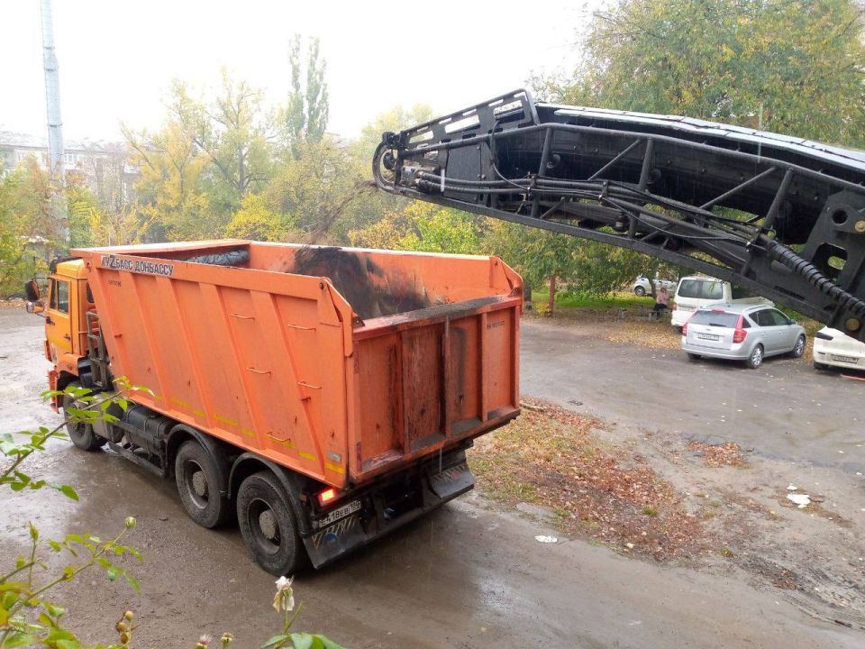 Роман Конев: О дорожных работах МУНИЦИПАЛЬНОГО УНИТАРНОГО ПРЕДПРИЯТИЯ «ПРОСТОР» АДМИНИСТРАЦИИ ГОРОДСКОГО ОКРУГА ГОРЛОВКА ДОНЕЦКОЙ НАРОДНОЙ РЕСПУБЛИКИ Роман Конев: О дорожных работах МУНИЦИПАЛЬНОГО УНИТАРНОГО ПРЕДПРИЯТИЯ «ПРОСТОР» АДМИНИСТРАЦИИ ГОРОДСКОГО ОКРУГА ГОРЛОВКА ДОНЕЦКОЙ НАРОДНОЙ РЕСПУБЛИКИ