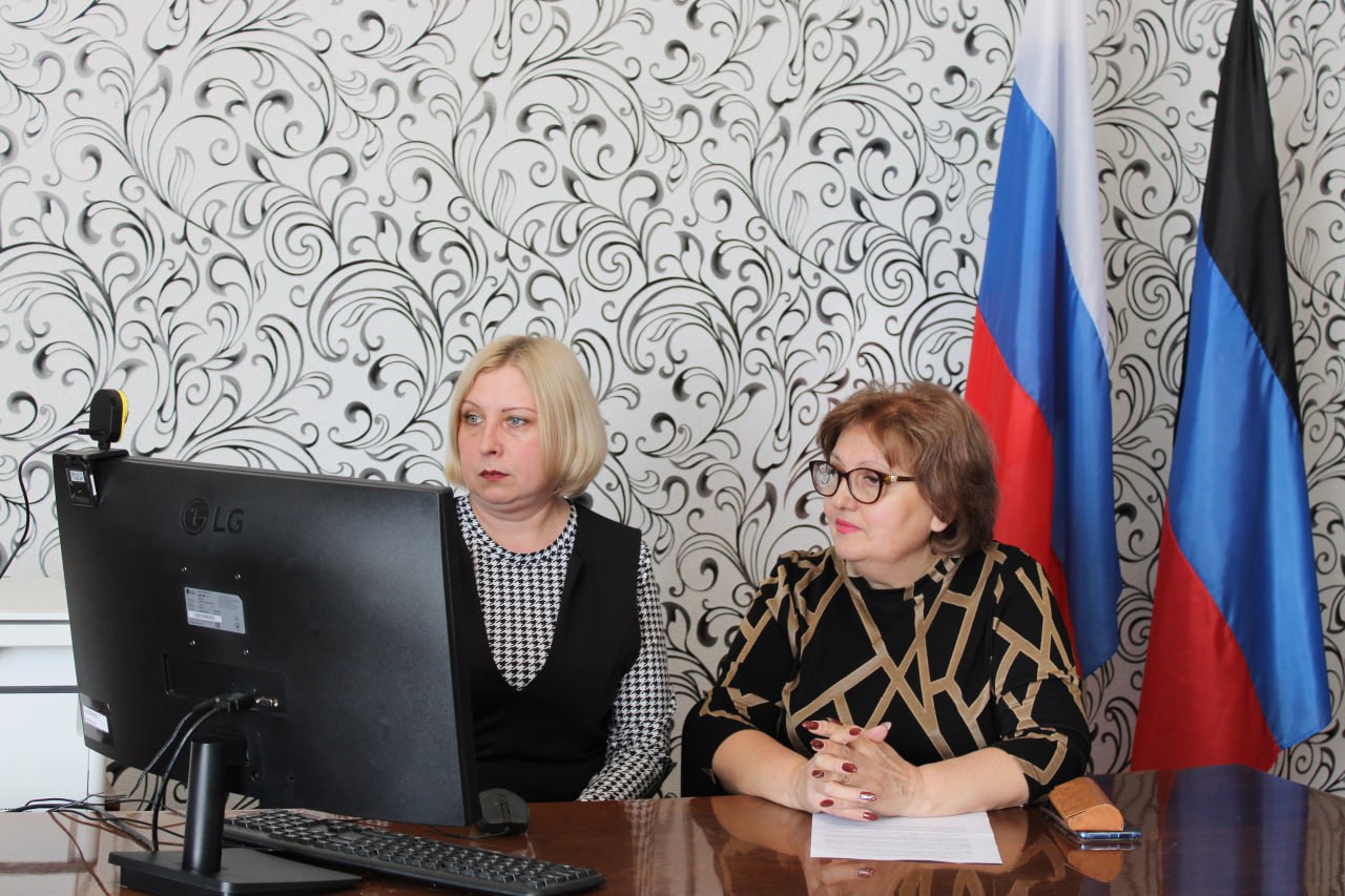 Иван Приходько: В Центрально-Городском районе Горловки прошёл городской онлайн-квиз, посвященный Дню Государственного Флага Донецкой Народной Республики Иван Приходько: В Центрально-Городском районе Горловки прошёл городской онлайн-квиз, посвященный Дню Государственного Флага Донецкой Народной Республики