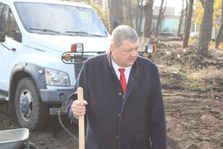 Иван Приходько: Сегодня, 24 октября, совместно с Митрополитом Горловским и Славянским Митрофаном, председателем Горловского городского совета Донецкой Народной Республики первого созыва Романом Геннадьевичем Коневым...