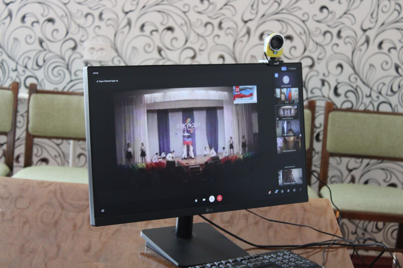 Иван Приходько: В Центрально-Городском районе Горловки прошёл городской онлайн-квиз, посвященный Дню Государственного Флага Донецкой Народной Республики Иван Приходько: В Центрально-Городском районе Горловки прошёл городской онлайн-квиз, посвященный Дню Государственного Флага Донецкой Народной Республики