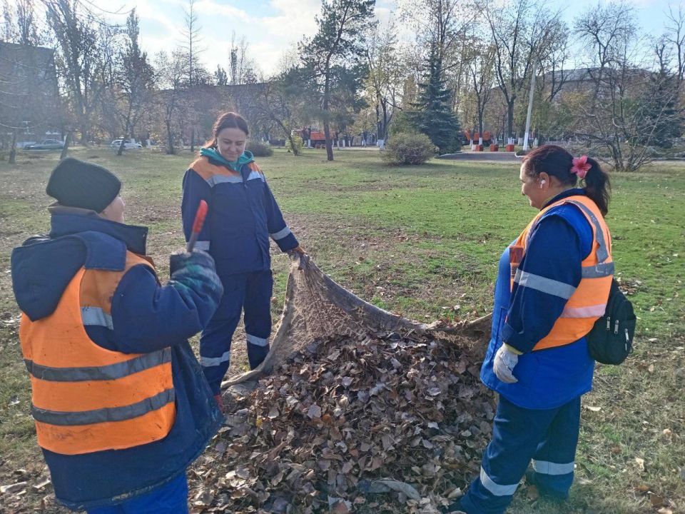 МУП «Простор» ежедневно выполняет все необходимые работы по содержанию городских улиц МУП «Простор» ежедневно выполняет все необходимые работы по содержанию городских улиц