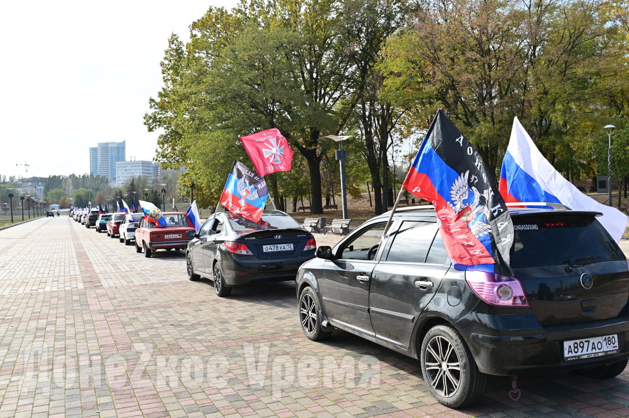 Открыто для всех водителей: в ДНР прошел автопробег по полностью восстановленному Ясиноватскому шоссе Открыто для всех водителей: в ДНР прошел автопробег по полностью восстановленному Ясиноватскому шоссе