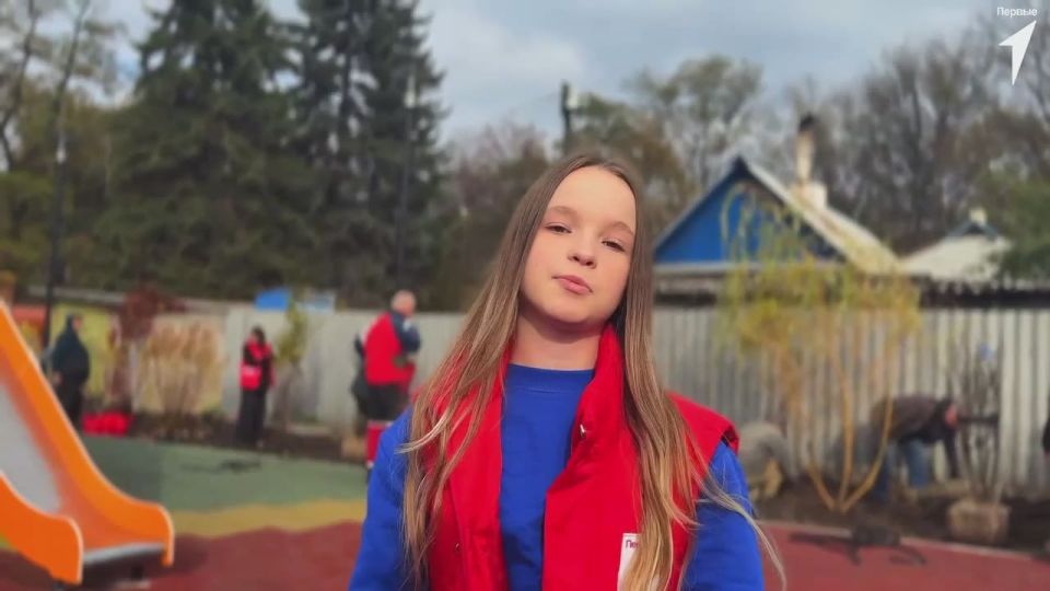 Первые приняли участие в озеленении парка имени Горького