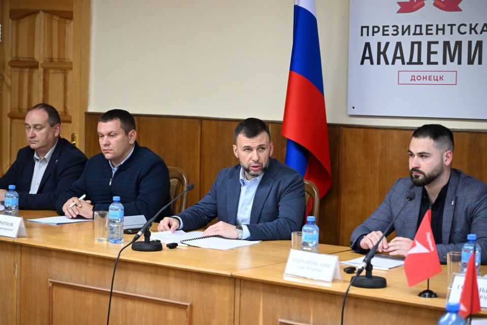 Иван Приходько: Как отметил Глава Донецкой Народной Республики Денис Владимирович Пушилин, в регионе активно развивается система дополнительных баллов при поступлении абитуриентов-активистов «Движения первых»