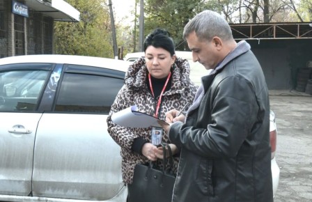 Иван Приходько: Активисты Народного контроля осуществили проверку ряда магазинов в Калининском районе Горловки