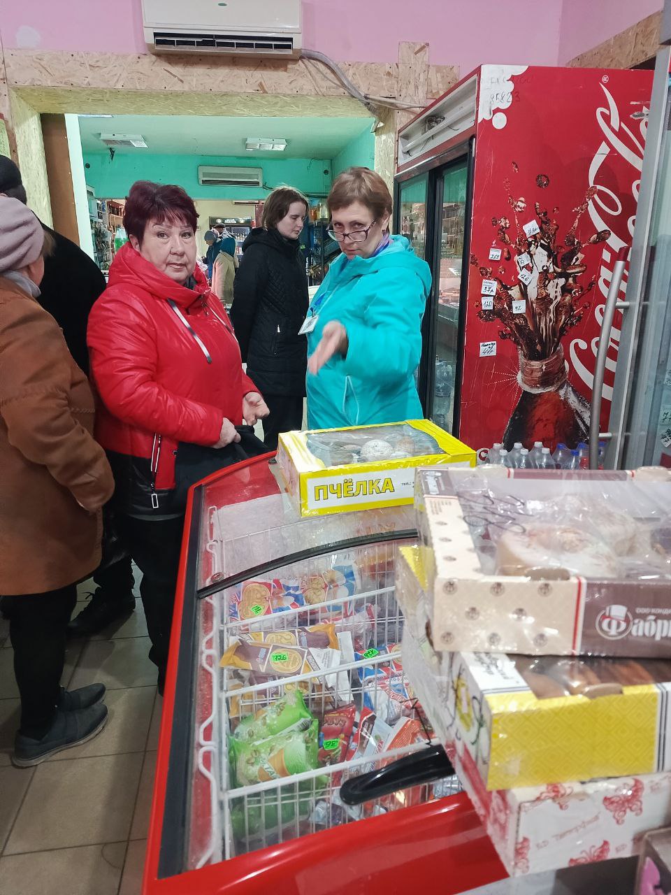 Иван Приходько: Активисты Народного контроля осуществили повторную проверку ряда магазинов Горловки Иван Приходько: Активисты Народного контроля осуществили повторную проверку ряда магазинов Горловки