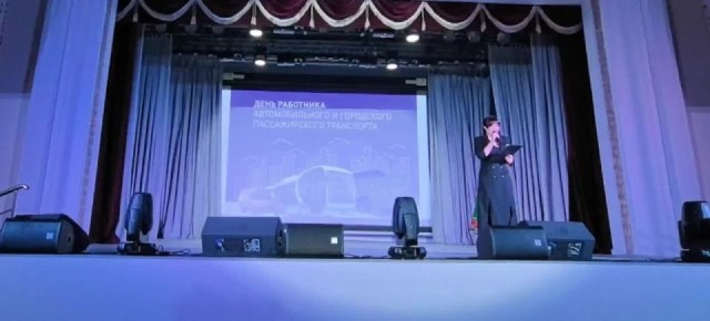 В канун профессионального праздника в Республике отметили заслуги лучших представителей транспортного блока