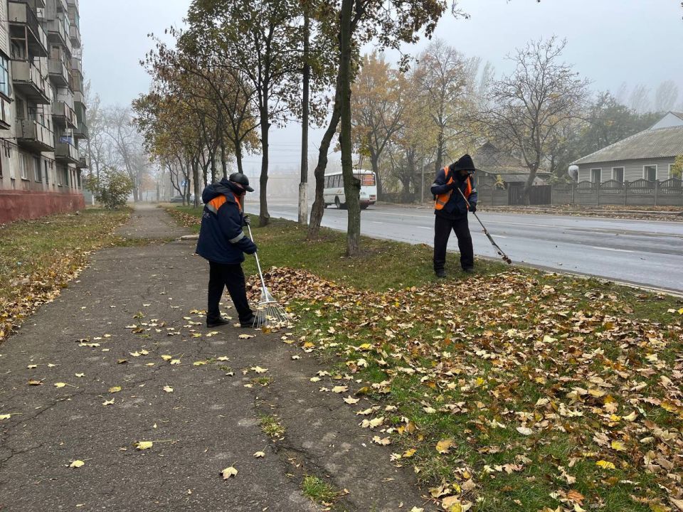 МУП «Простор» ежедневно выполняет все необходимые работы по содержанию городских улиц МУП «Простор» ежедневно выполняет все необходимые работы по содержанию городских улиц