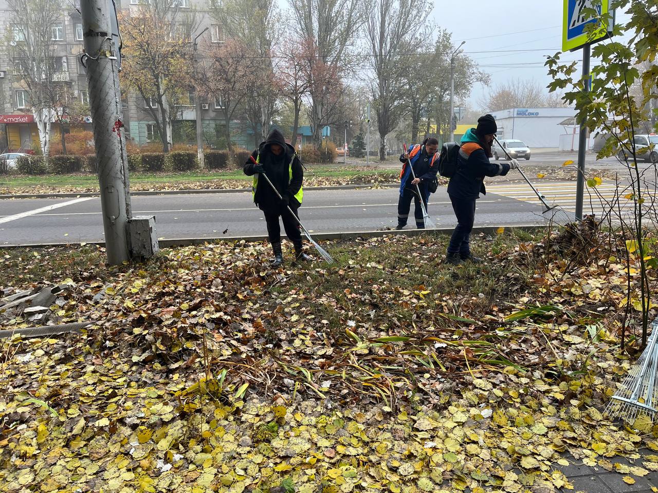 МУП «Простор» ежедневно выполняет все необходимые работы по содержанию городских улиц МУП «Простор» ежедневно выполняет все необходимые работы по содержанию городских улиц