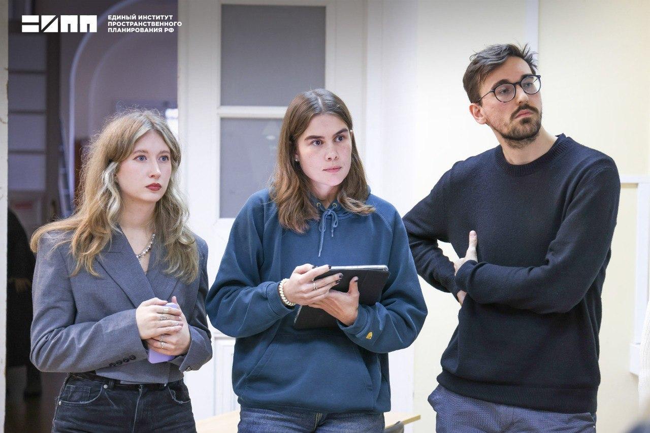 Уникальный опыт в градостроительстве: студенты МАРХИ разработали концепции развития Горловки ДНР Уникальный опыт в градостроительстве: студенты МАРХИ разработали концепции развития Горловки ДНР