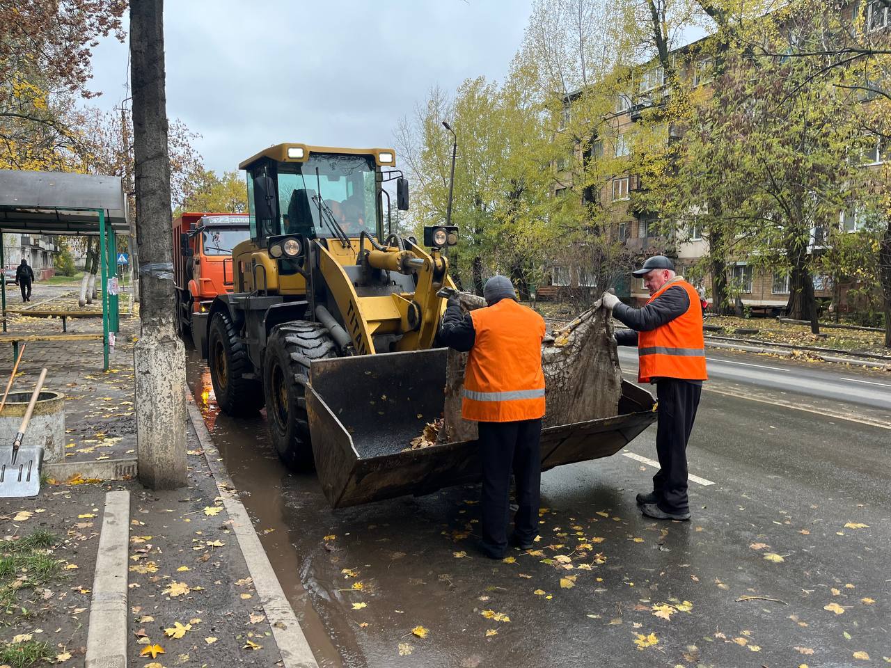 МУП «Простор» ежедневно выполняет все необходимые работы по содержанию городских улиц МУП «Простор» ежедневно выполняет все необходимые работы по содержанию городских улиц