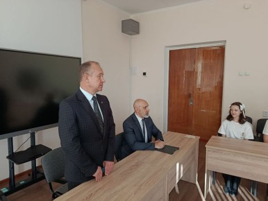 Встреча с заместителем главы администрации Горловки Игорем Горбатовым