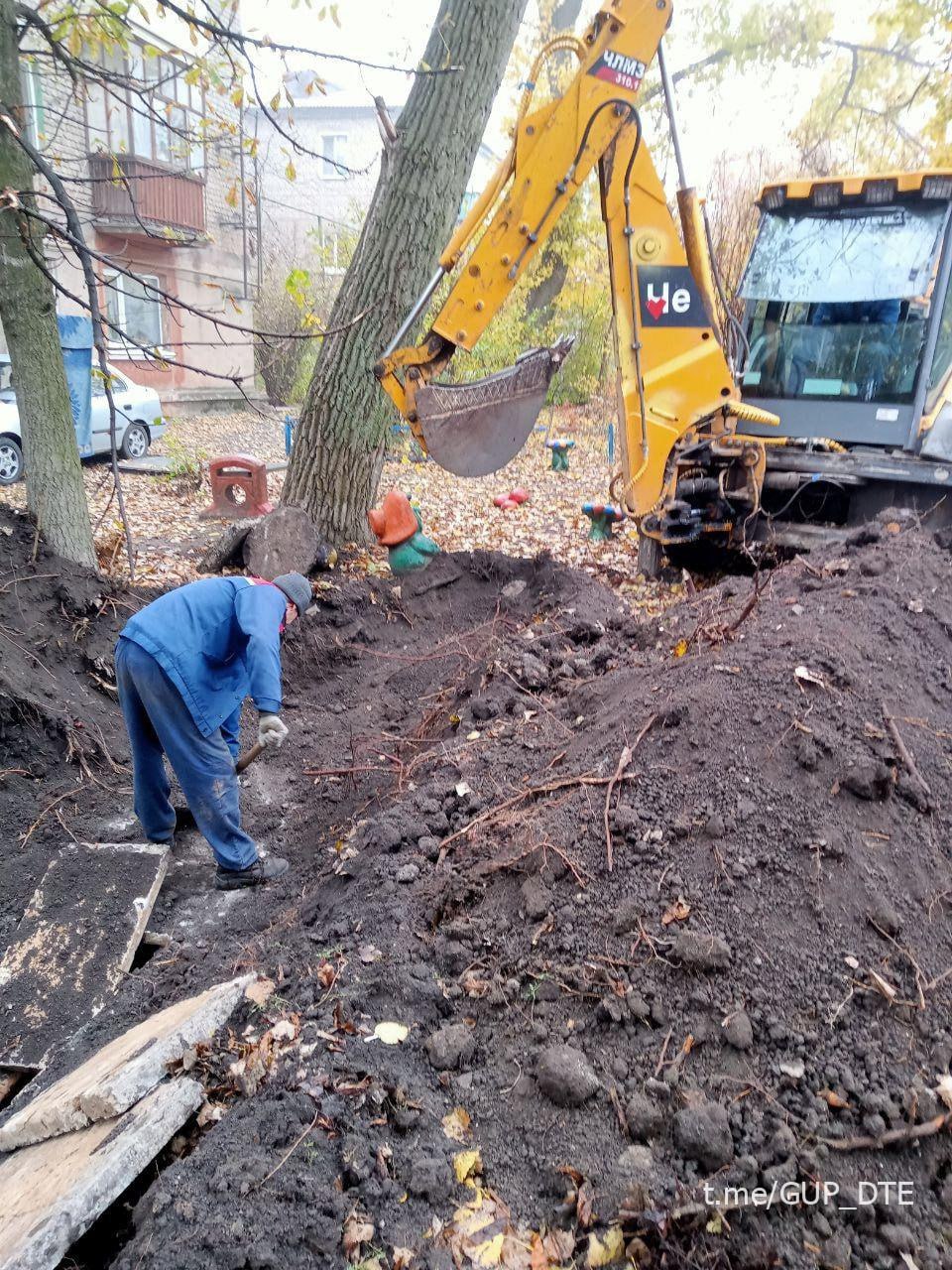 ФИЛИАЛ "ГОРЛОВКАТЕПЛОСЕТЬ": КРУГЛОСУТОЧНО НА СТРАЖЕ ТЕПЛА ФИЛИАЛ "ГОРЛОВКАТЕПЛОСЕТЬ": КРУГЛОСУТОЧНО НА СТРАЖЕ ТЕПЛА