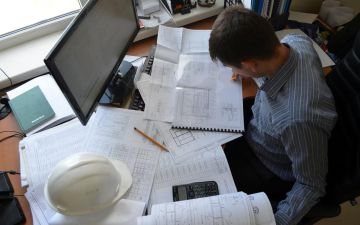 Кузбасс готовит капитальный ремонт школ в Горловке