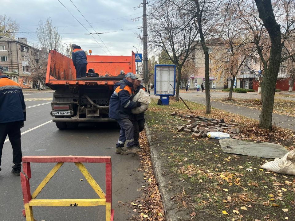 МУП «Простор» ежедневно выполняет все необходимые работы по содержанию городских улиц МУП «Простор» ежедневно выполняет все необходимые работы по содержанию городских улиц