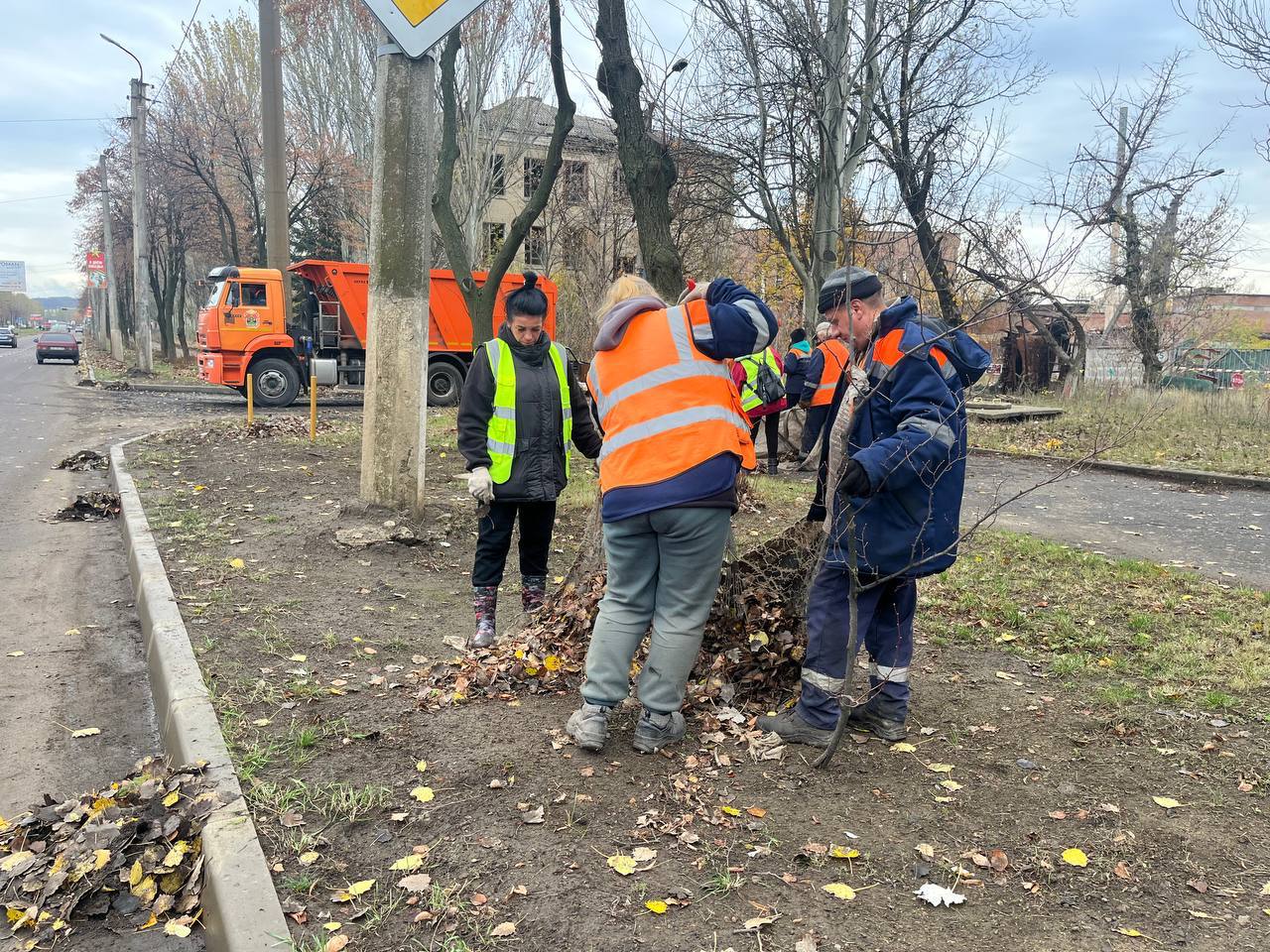 МУП «Простор» ежедневно выполняет все необходимые работы по содержанию городских улиц МУП «Простор» ежедневно выполняет все необходимые работы по содержанию городских улиц