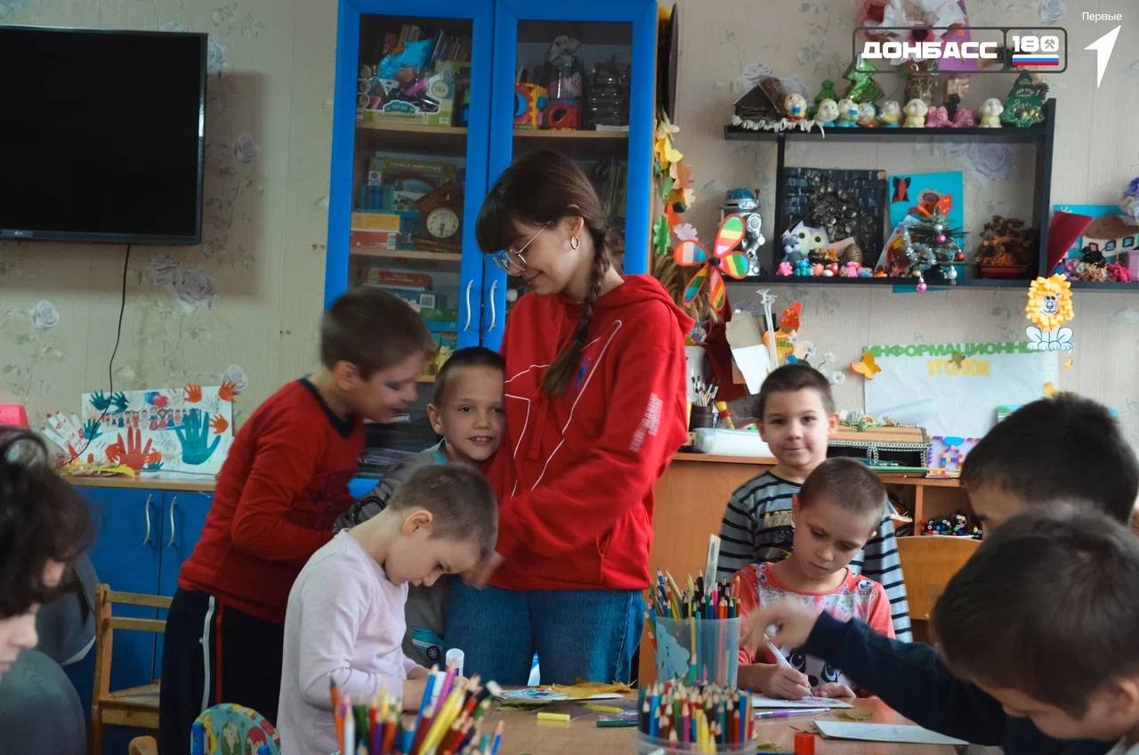 Александр Волошин: #ГероиДонбасса. В Горловке, где каждый день проверяет на прочность, живут настоящие герои Александр Волошин: #ГероиДонбасса. В Горловке, где каждый день проверяет на прочность, живут настоящие герои