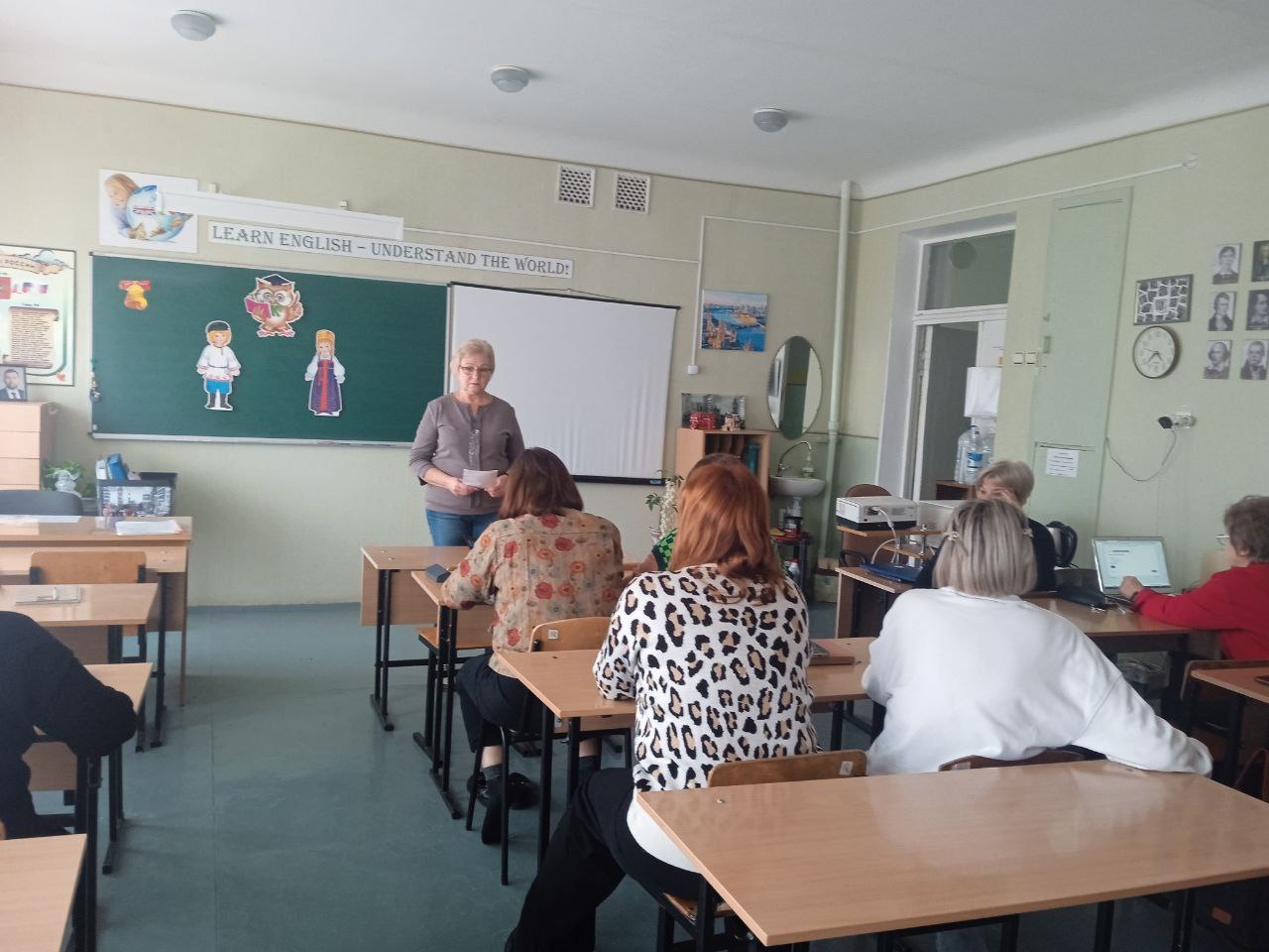 «Единый час гражданственности» в первичных организациях МО ОД «ДР» Центрально-Городского района г.Горловка «Единый час гражданственности» в первичных организациях МО ОД «ДР» Центрально-Городского района г.Горловка