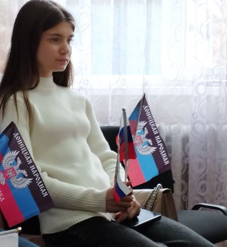 Иван Приходько: Состоялось торжественное открытие Городского фестиваля-пазла национальных культур «Донбасс, где степи без конца» Иван Приходько: Состоялось торжественное открытие Городского фестиваля-пазла национальных культур «Донбасс, где степи без конца»