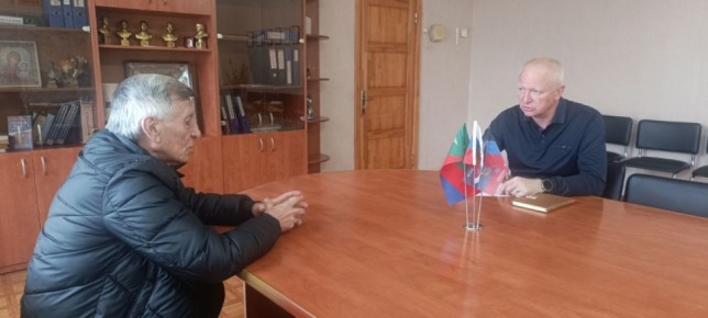 Роман Конев: 5 ноября 2025 года состоялся приём граждан депутатом Горловского городского совета Донецкой Народной Республики первого созыва Евгением Прокоповичем в Городском наркологическом диспансере города Горловки...