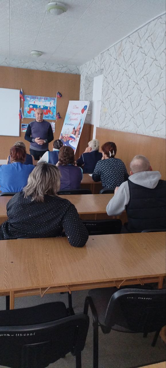 Иван Приходько: Открытый диалог: состоялись встречи лидеров общественного мнения с трудовыми коллективами Иван Приходько: Открытый диалог: состоялись встречи лидеров общественного мнения с трудовыми коллективами