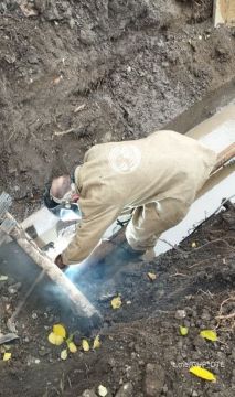 ГОРЛОВСКИМ ФИЛИАЛОМ "ДОНБАССТЕПЛОЭНЕРГО" ОПЕРАТИВНО УСТРАНЕНЫ АВАРИИ В ДВУХ РАЙОНАХ ГОРОДА