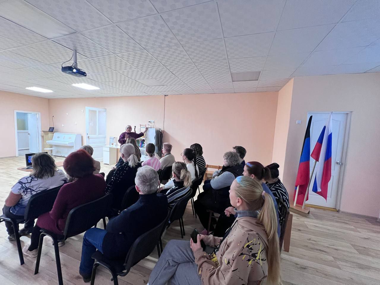 «Единый час гражданственности» в первичных организациях МО ОД «ДР» Центрально-Городского района г. Горловка «Единый час гражданственности» в первичных организациях МО ОД «ДР» Центрально-Городского района г. Горловка