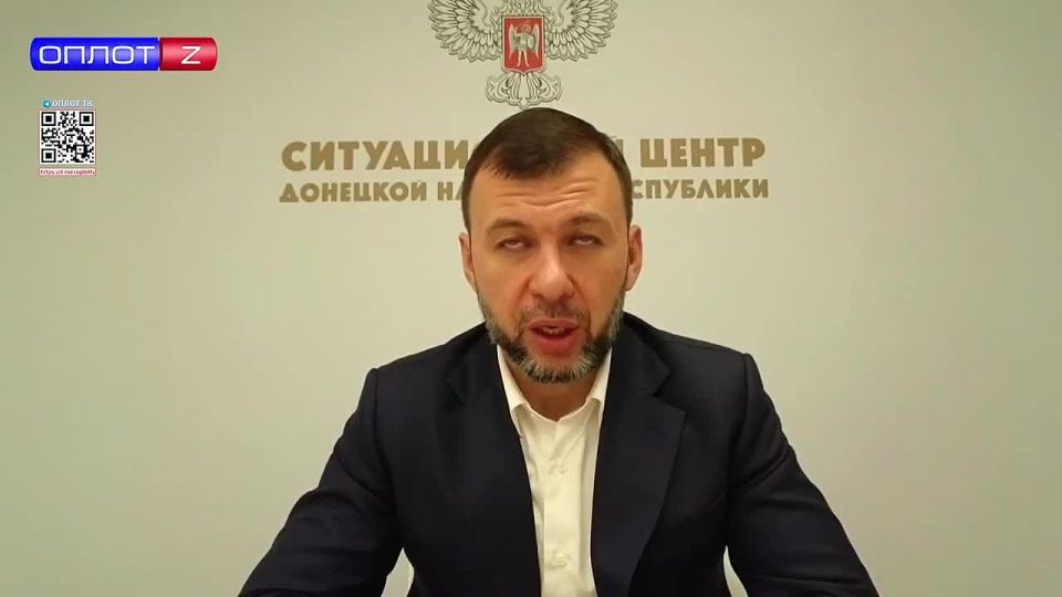 «Опасная и сложная ситуация в Горловке не повод игнорировать обращения граждан. С людьми нужно как минимум общаться, а по факту нужно закрывать вопросы» – заявил Глава после обращения жительницы города о нерешённой проблеме...