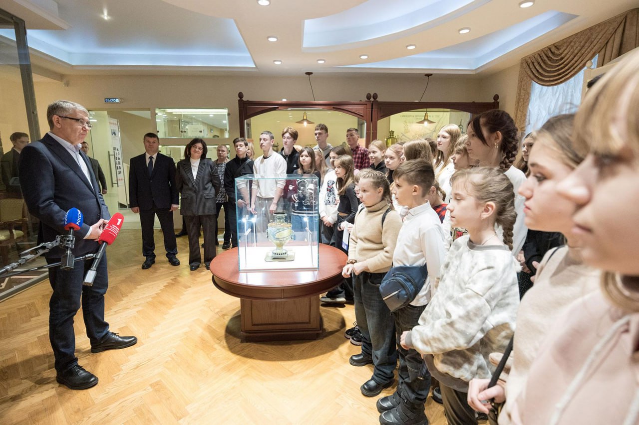 Губернатор Тульской области пообщался с детьми ДНР