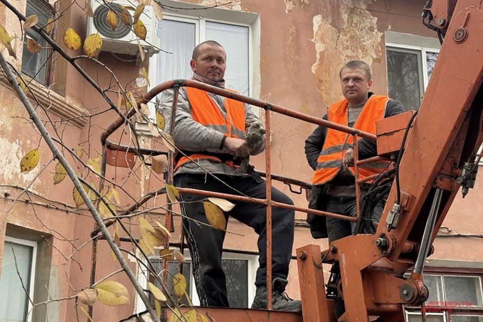 «Латаем крыши, прячемся от дронов» «Латаем крыши, прячемся от дронов»