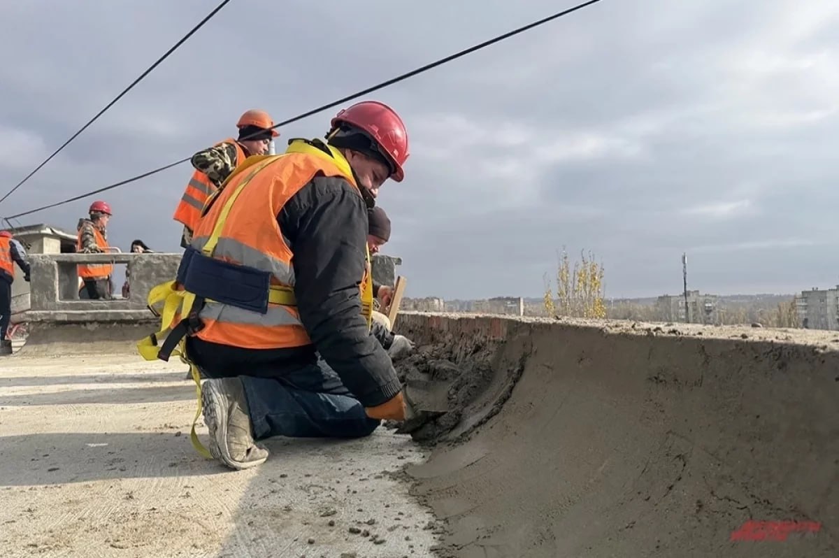 «Латаем крыши, прячемся от дронов»