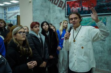 Денис Пушилин: Более тысячи жителей Республики посетили международную выставку «Искусство и мир: Великая Победа Жизни», которая прошла в Макеевке