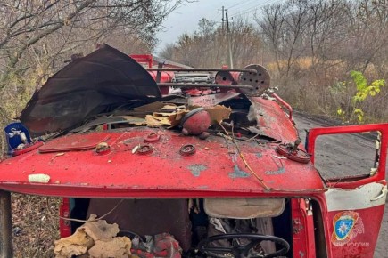 Пострадали четверо спасателей: в Горловке беспилотник атаковал пожарную машину МЧС