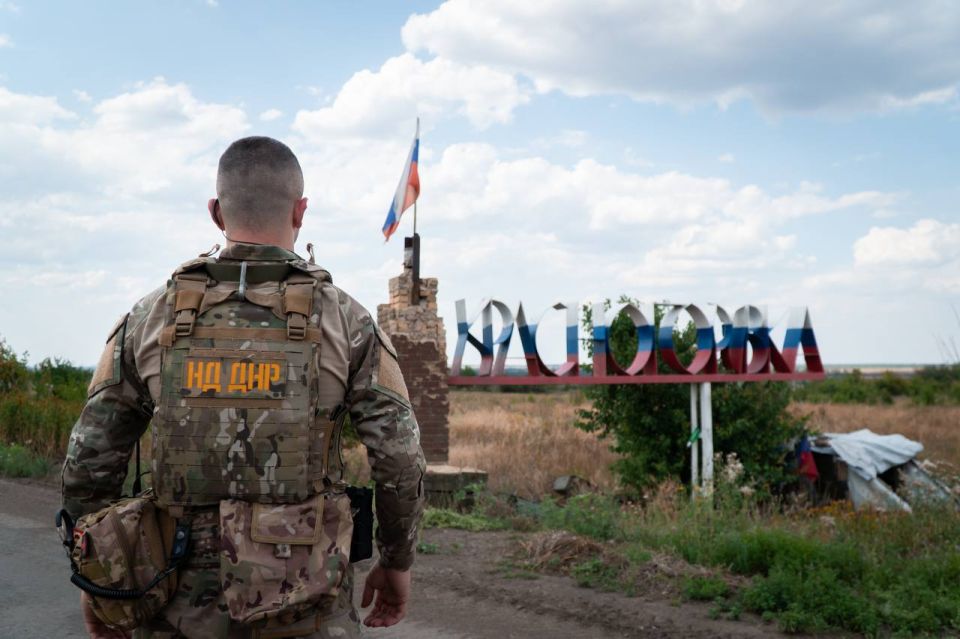 Денис Пушилин: Обеспечиваем в Республике дополнительную правовую защиту для волонтеров, работающих в трудных и опасных условиях