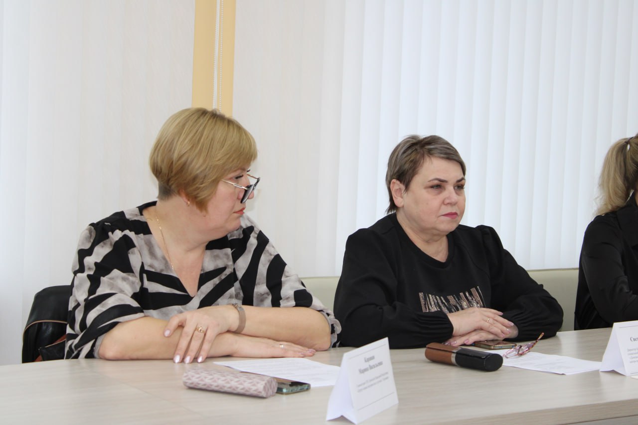 Состоялось заседание комиссии по делам несовершеннолетних и защите их прав администрации городского округа Горловка Состоялось заседание комиссии по делам несовершеннолетних и защите их прав администрации городского округа Горловка