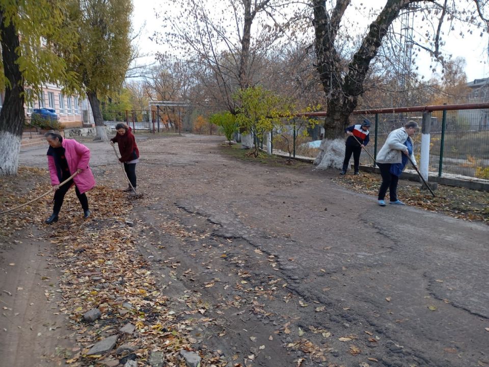 Иван Приходько: В Центрально-Городском районе Горловки продолжается масштабный партийный проект Единой России «Городская среда» Иван Приходько: В Центрально-Городском районе Горловки продолжается масштабный партийный проект Единой России «Городская среда»