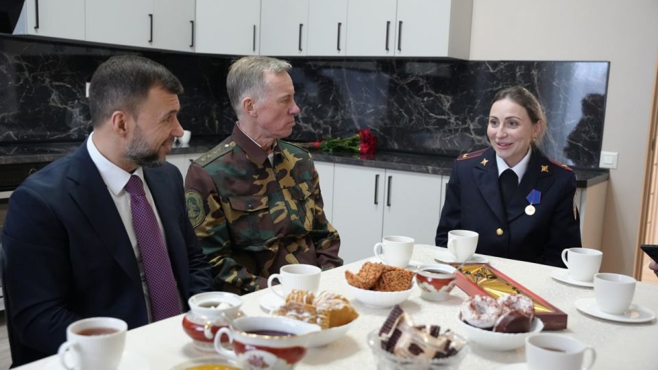 Рабочая поездка Александра Горового в Донецкую Народную Республику Рабочая поездка Александра Горового в Донецкую Народную Республику