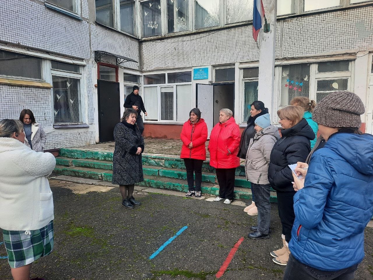 Иван Приходько: В Калининском районе Горловки прошла встреча с трудовым коллективом Иван Приходько: В Калининском районе Горловки прошла встреча с трудовым коллективом