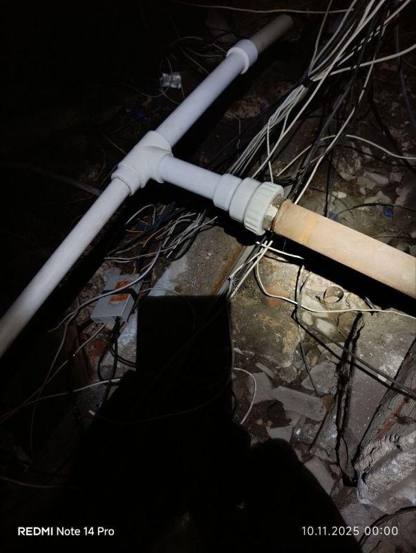 Иван Приходько: Уважаемые жители Горловки! Представляю вам еженедельный отчет о деятельности муниципального унитарного предприятия «Управляющая компания города Горловка» Иван Приходько: Уважаемые жители Горловки! Представляю вам еженедельный отчет о деятельности муниципального унитарного предприятия «Управляющая компания города Горловка»