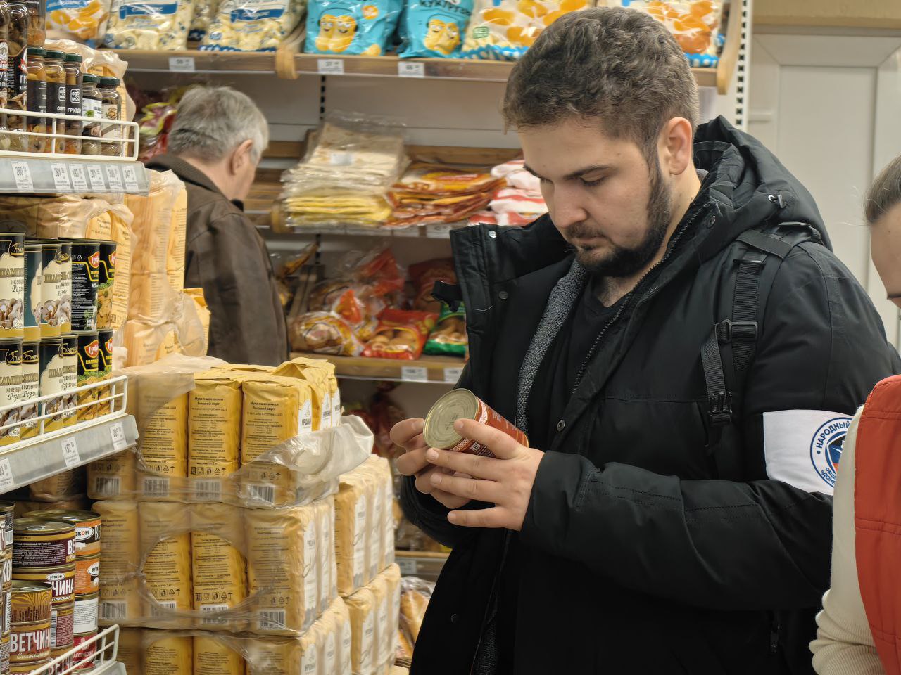 Иван Приходько: Активисты Народного контроля отреагировали на жалобу о просроченных сладостях в Горловке Иван Приходько: Активисты Народного контроля отреагировали на жалобу о просроченных сладостях в Горловке