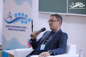 Роман Конев: Первый день форума «Моя профессия – моё будущее» успешно собрал школьников, помогая им сделать осознанный выбор карьерного пути