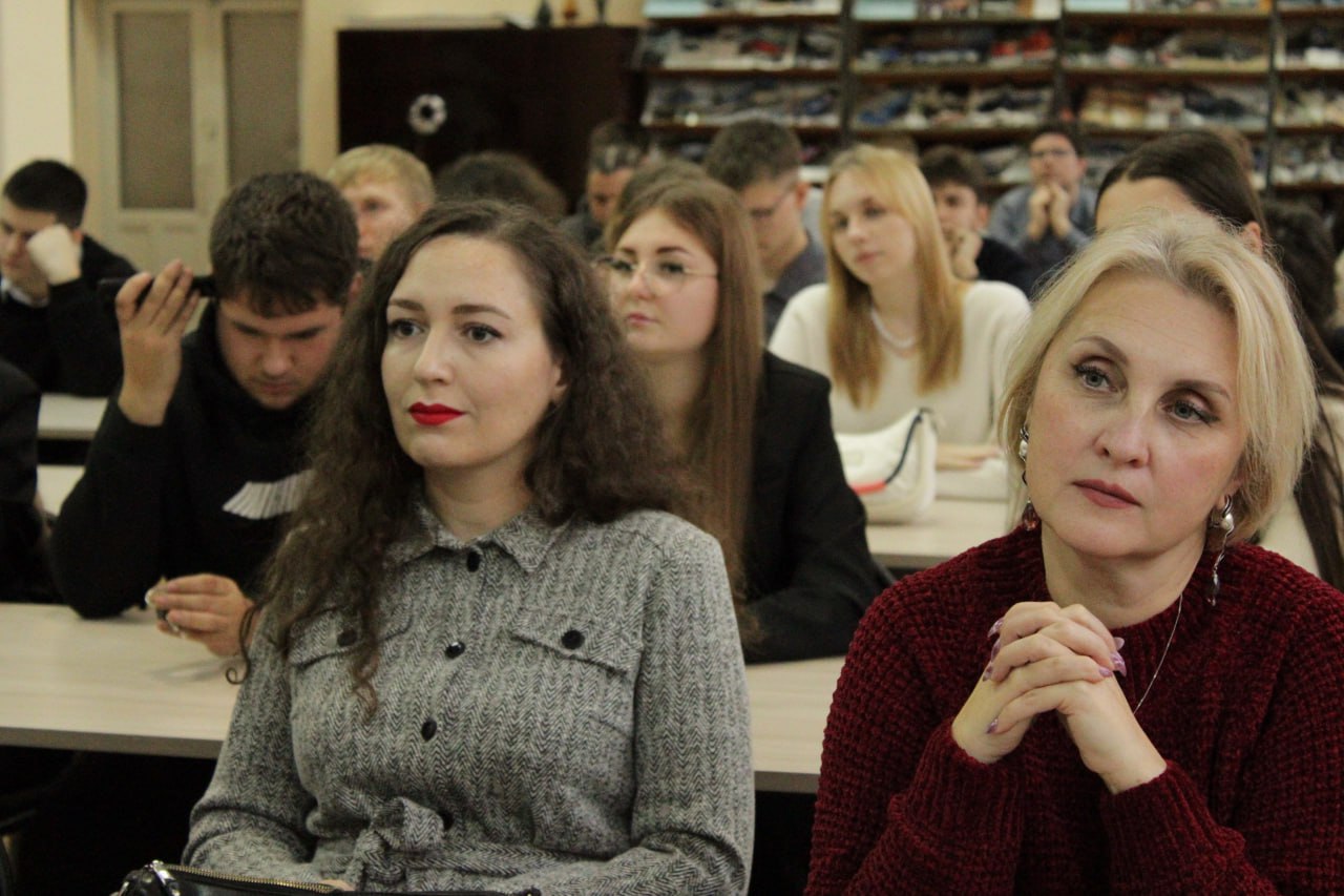 Состоялось торжественное закрытие проектного решения Молодёжный научно-технологический форум «Вперёд к знаниям» Состоялось торжественное закрытие проектного решения Молодёжный научно-технологический форум «Вперёд к знаниям»