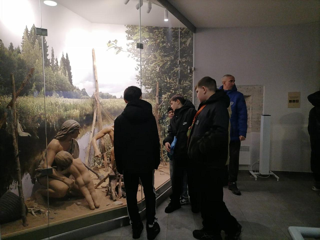 Ленобласть организовала экскурсию для спортсменов из ДНР в Старую Ладогу Ленобласть организовала экскурсию для спортсменов из ДНР в Старую Ладогу