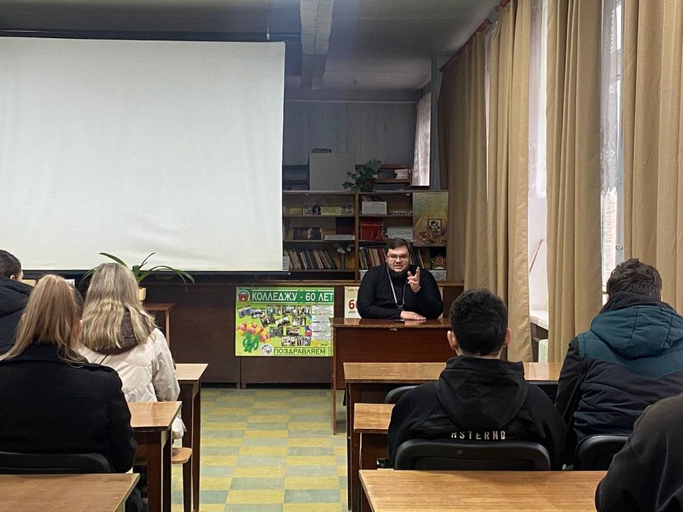 ���� ���������: 20 ������ � �������� ����������� ���� ������-������, ����������� �������-������������ ��������� � ����������� ����������������� �������