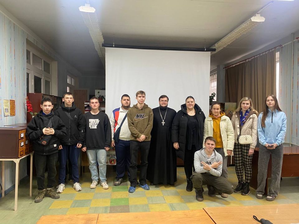 ���� ���������: 20 ������ � �������� ����������� ���� ������-������, ����������� �������-������������ ��������� � ����������� ����������������� �������