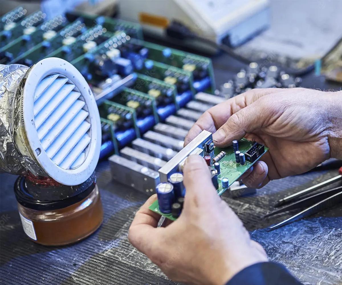 Кузбасс помогает восстановить коммунальное предприятие Горловки