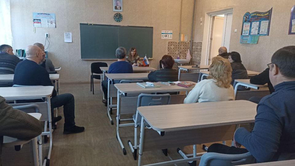 Иван Приходько: В Центрально-Городском районе Горловки прошла встреча с трудовым коллективом Иван Приходько: В Центрально-Городском районе Горловки прошла встреча с трудовым коллективом