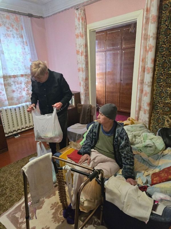 Роман Конев: 26 ноября 2025 года заместитель председателя Горловского городского совета Донецкой Народной Республики, депутат Горловского городского совета от фракции «Единая Россия» – Наталия Ботвина посетила жительницу... Роман Конев: 26 ноября 2025 года заместитель председателя Горловского городского совета Донецкой Народной Республики, депутат Горловского городского совета от фракции «Единая Россия» – Наталия Ботвина посетила жительницу...