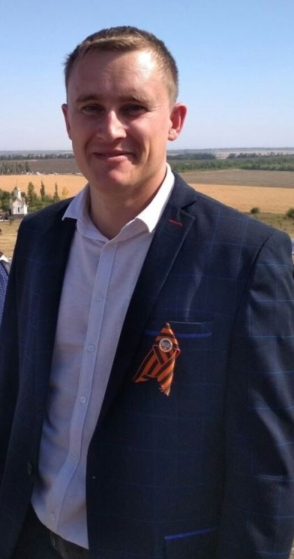 Роман Конев: Сегодня день рождения празднует руководитель Управы Никитовского внутригородского района города Горловка Владислав Черкашин